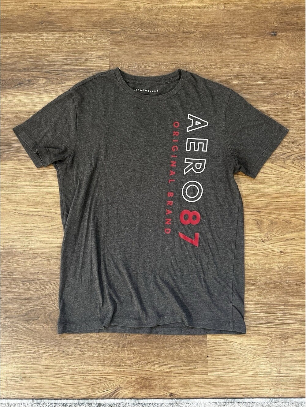 Aeropostale Men's "Aero 87" Graphic T-Shirt - Charcoal Gray (Size Medium)